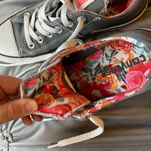 Converse low tops - Picture 3 of 4